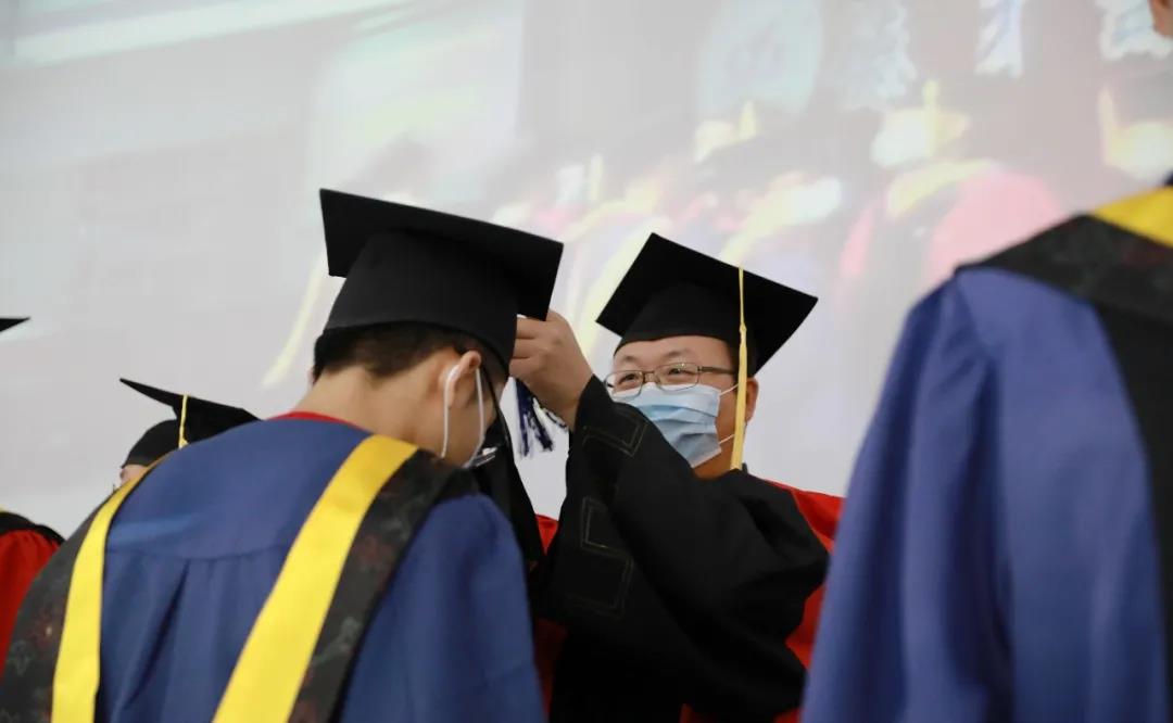 https://news.buaa.edu.cn/__local/D/19/43/256DB3F96D85A8DB2C67BDDE549_001C1B91_AA22.jpg
