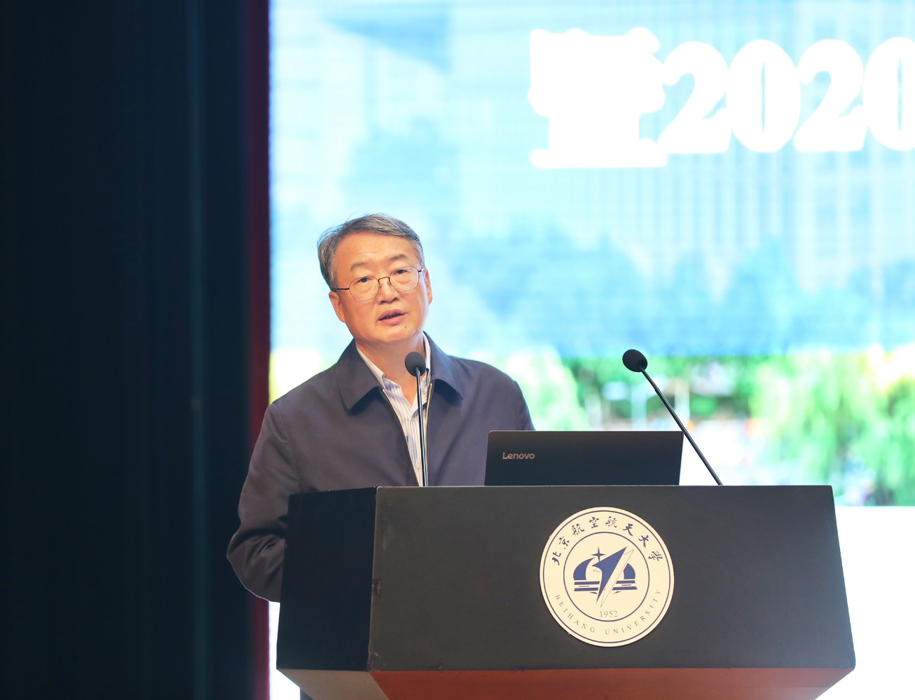 https://news.buaa.edu.cn/__local/7/C1/E2/ACECBF140F2B0652EFBF0F4F565_93F340FE_13F3D3.jpg